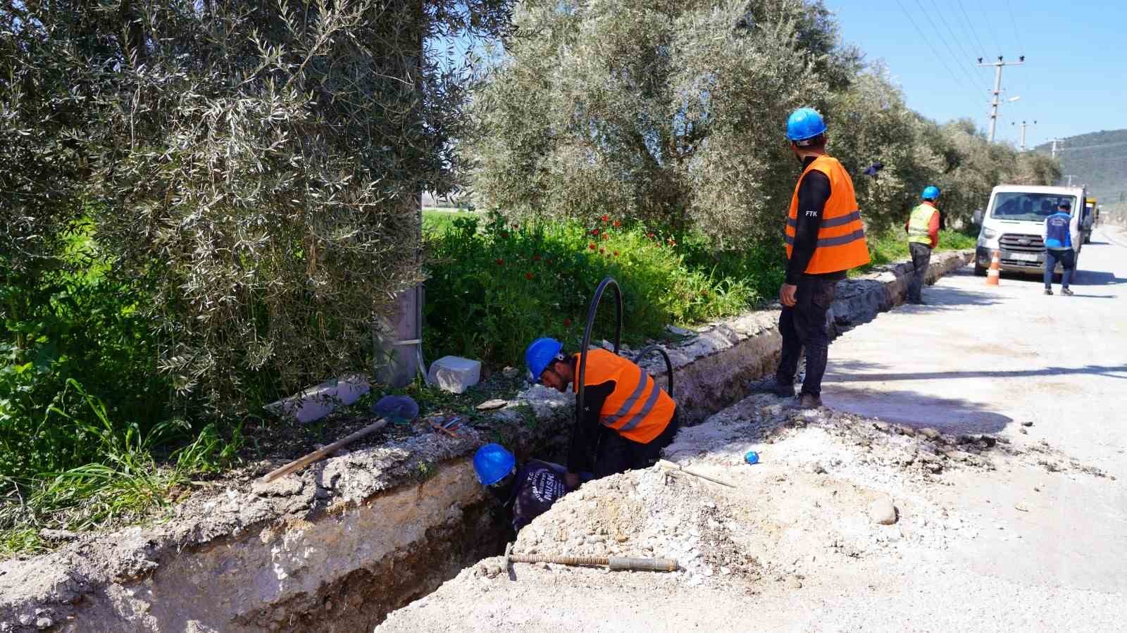 Kemikler’in içme suyu hattı yenilendi

