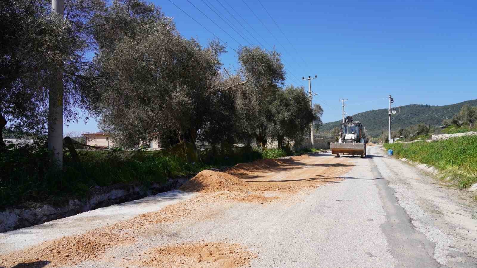 Kemikler’in içme suyu hattı yenilendi
