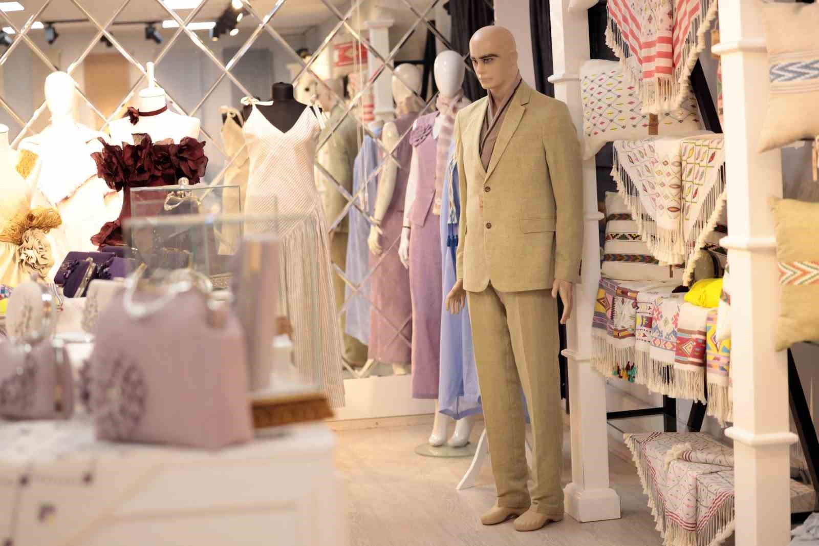 Kenevir ve ipek dokuma atölyesi hem üretiyor hem de kadın istihdamına katkı sağlıyor
