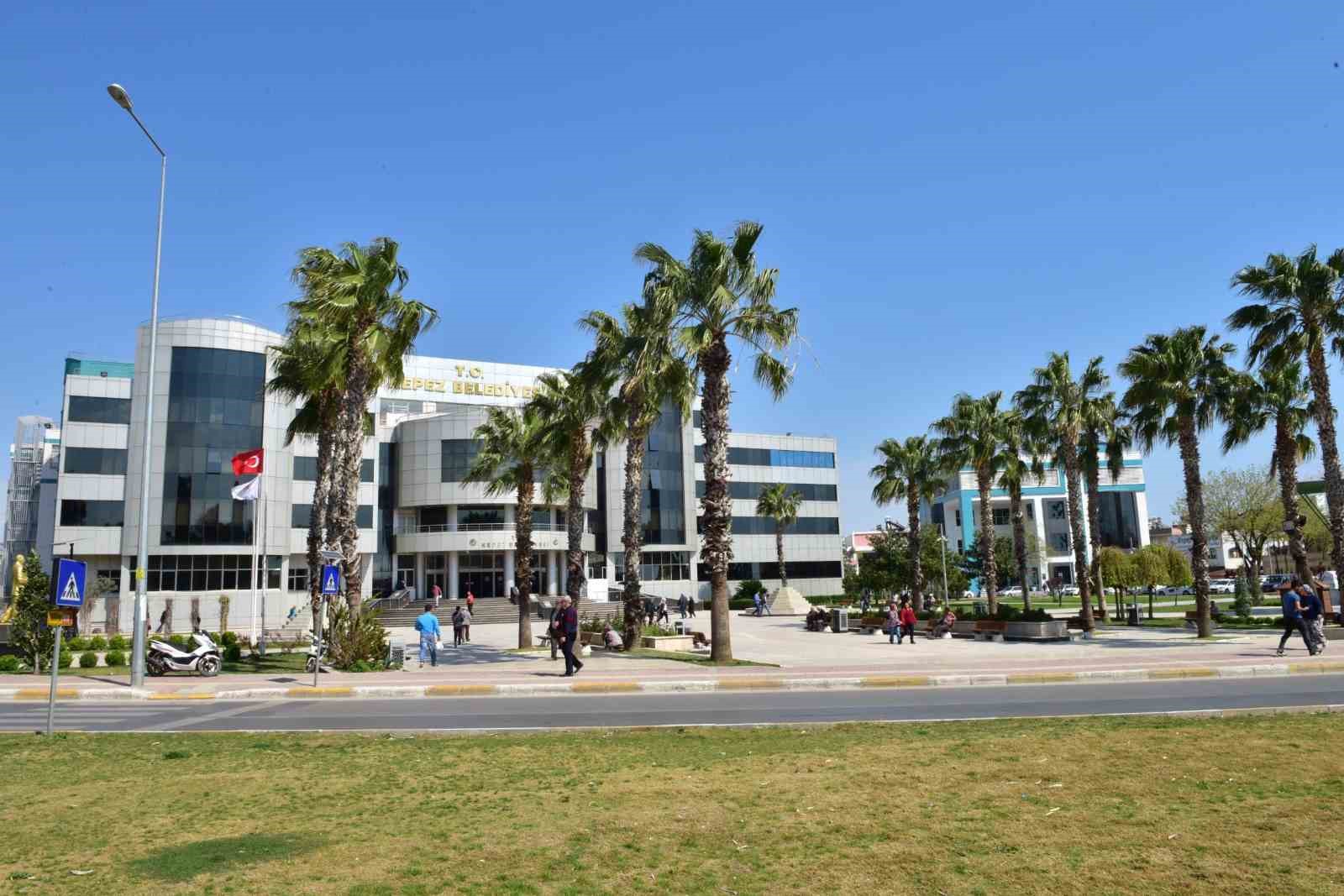 Kepez Belediyesi, kadın personelin Ramazan’daki mesai bitişini yarım saat öne çekti
Kepez Belediyesi, kadın personelin Ramazan’daki mesai bitişini yarım saat öne çekti