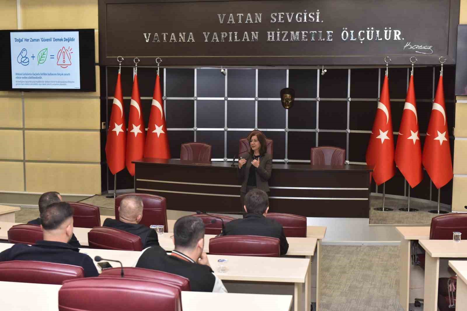 Kepez’de akılcı ilaç kullanımı eğitimi
