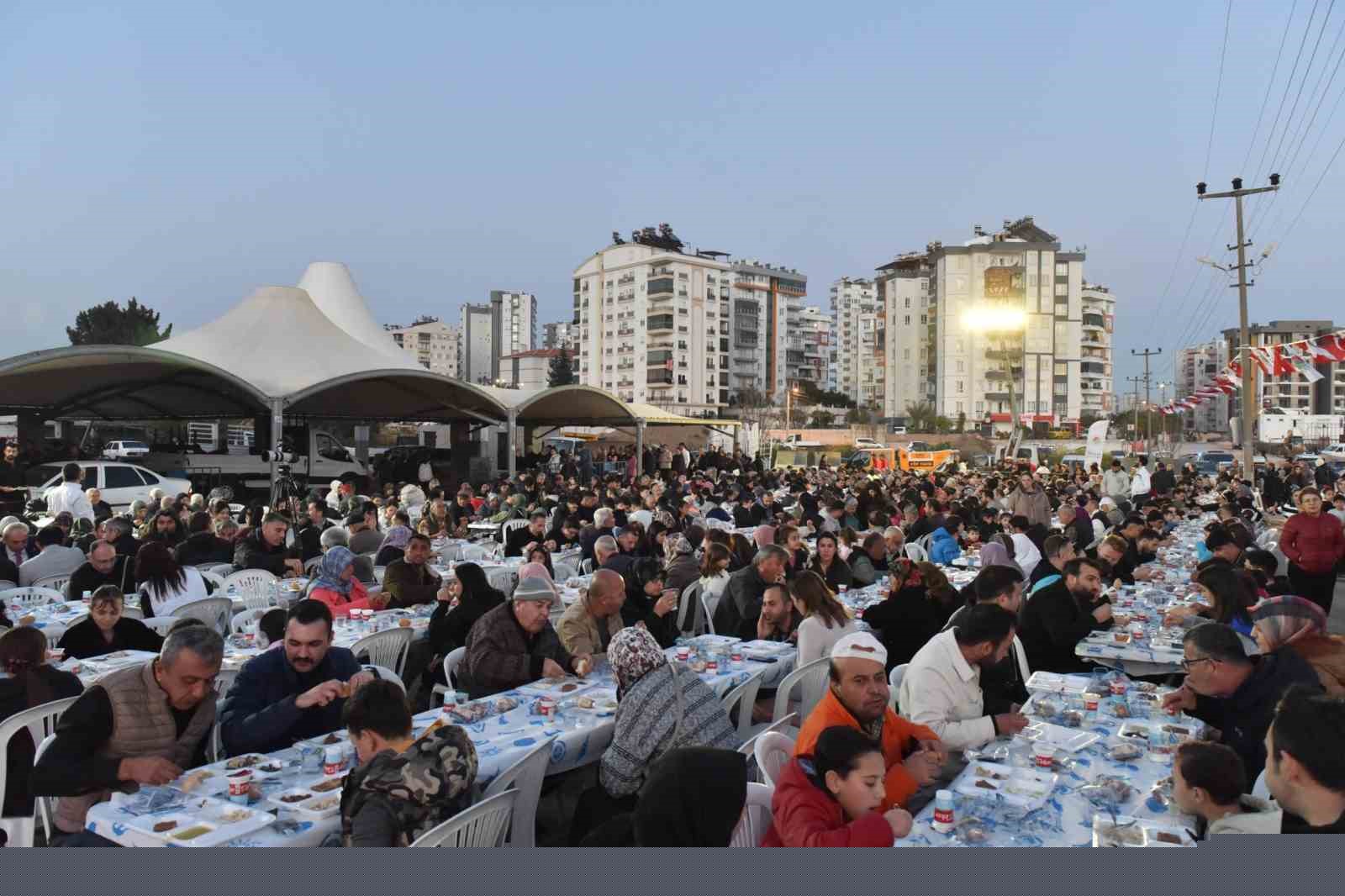 Kepez’de her gün iftar, her gün bereket
