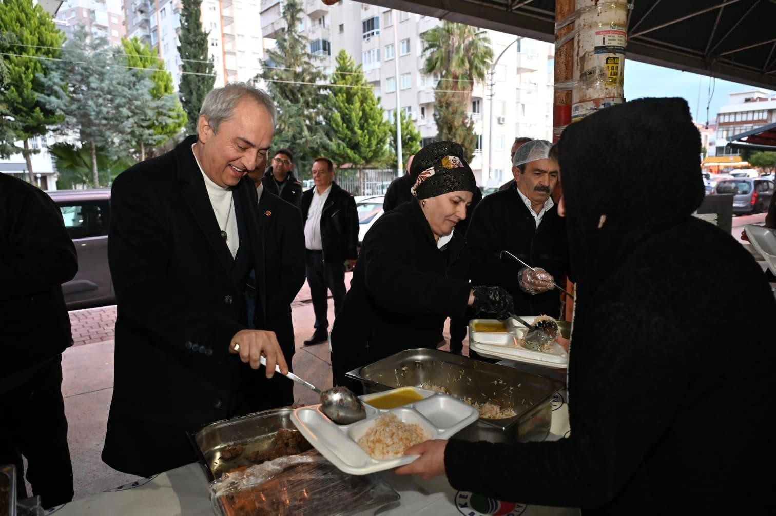 Kepez’de Ramazan bereketi
Kepez’de Ramazan bereketi