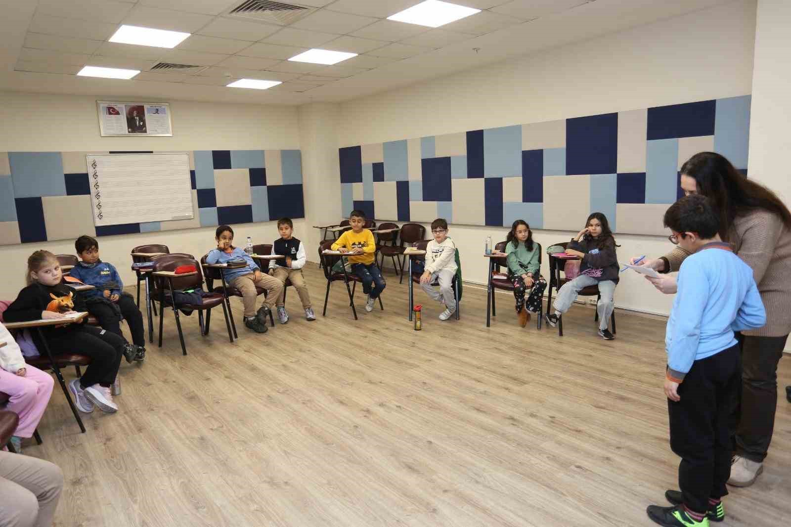 Kepez’de yabancı dil eğitimi ücretsiz
