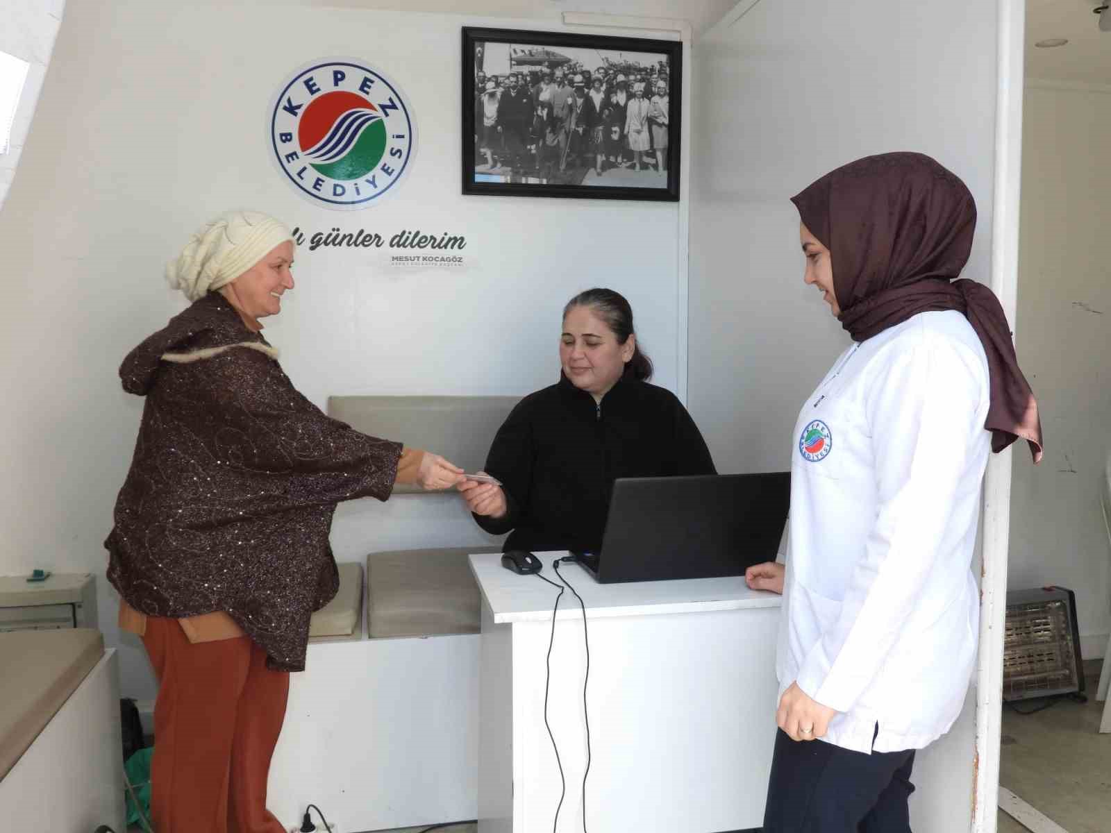 Kepez’den bir yılda 6 bin 577 kişiye ücretsiz kanser taraması
Kepez’den bir yılda 6 bin 577 kişiye ücretsiz kanser taraması