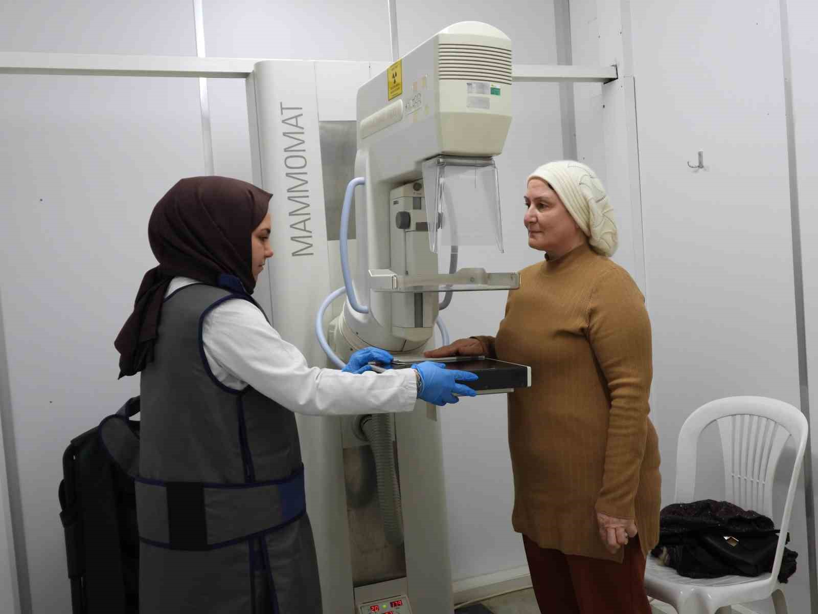 Kepez’den bir yılda 6 bin 577 kişiye ücretsiz kanser taraması
Kepez’den bir yılda 6 bin 577 kişiye ücretsiz kanser taraması