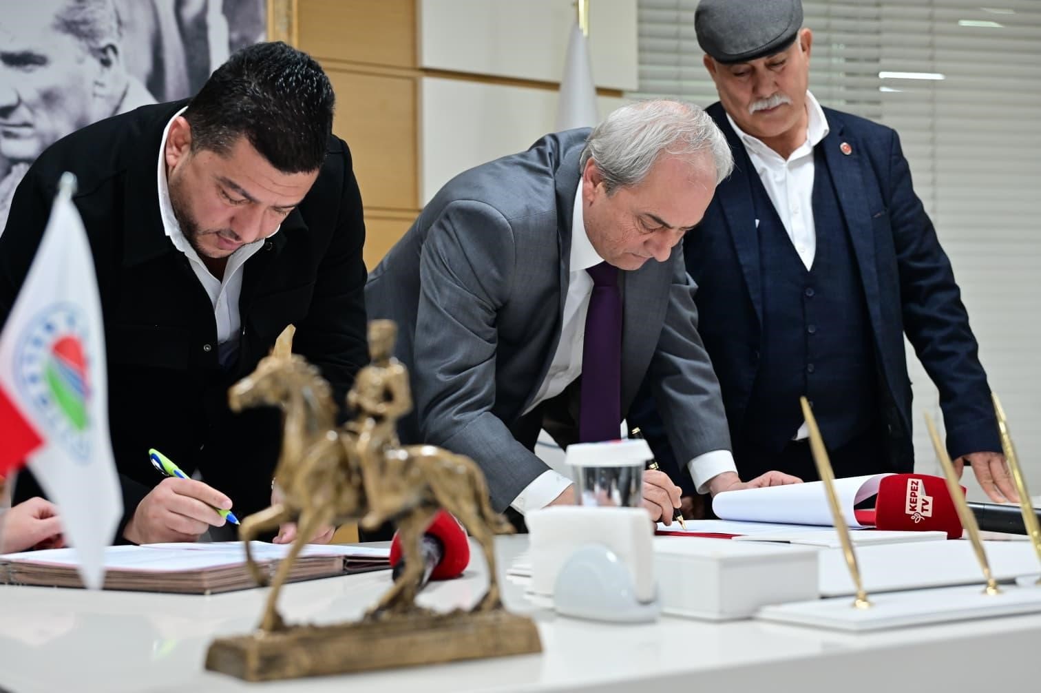 Kepez’e 2 Semt Evi, 1 Barınma Evi geliyor
