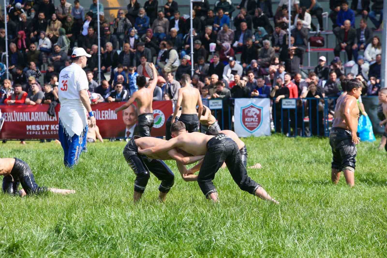 Kepez’in başpehlivanı Enes Doğan
