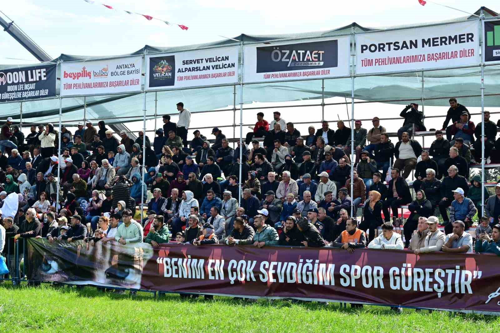 Kepez’in er meydanında deste boylarında büyük mücadele yaşandı
