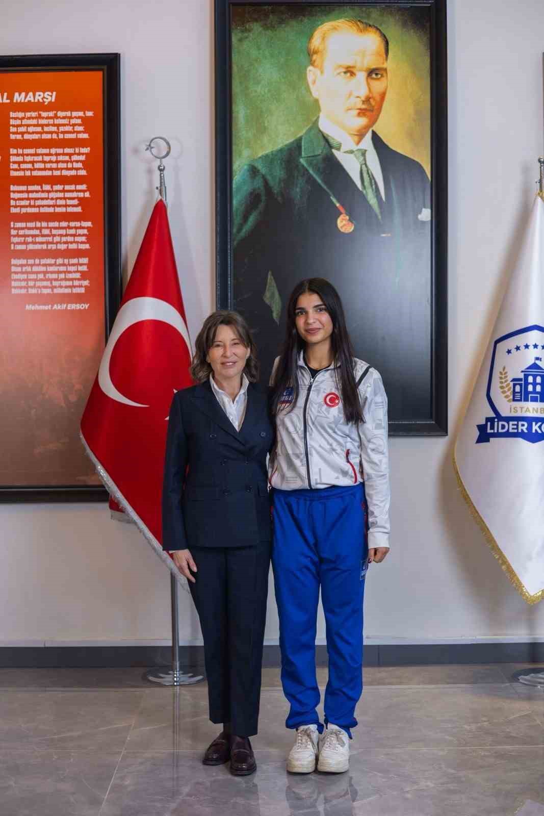 Kepme: "Genç millilerimizle gurur duyuyoruz"
