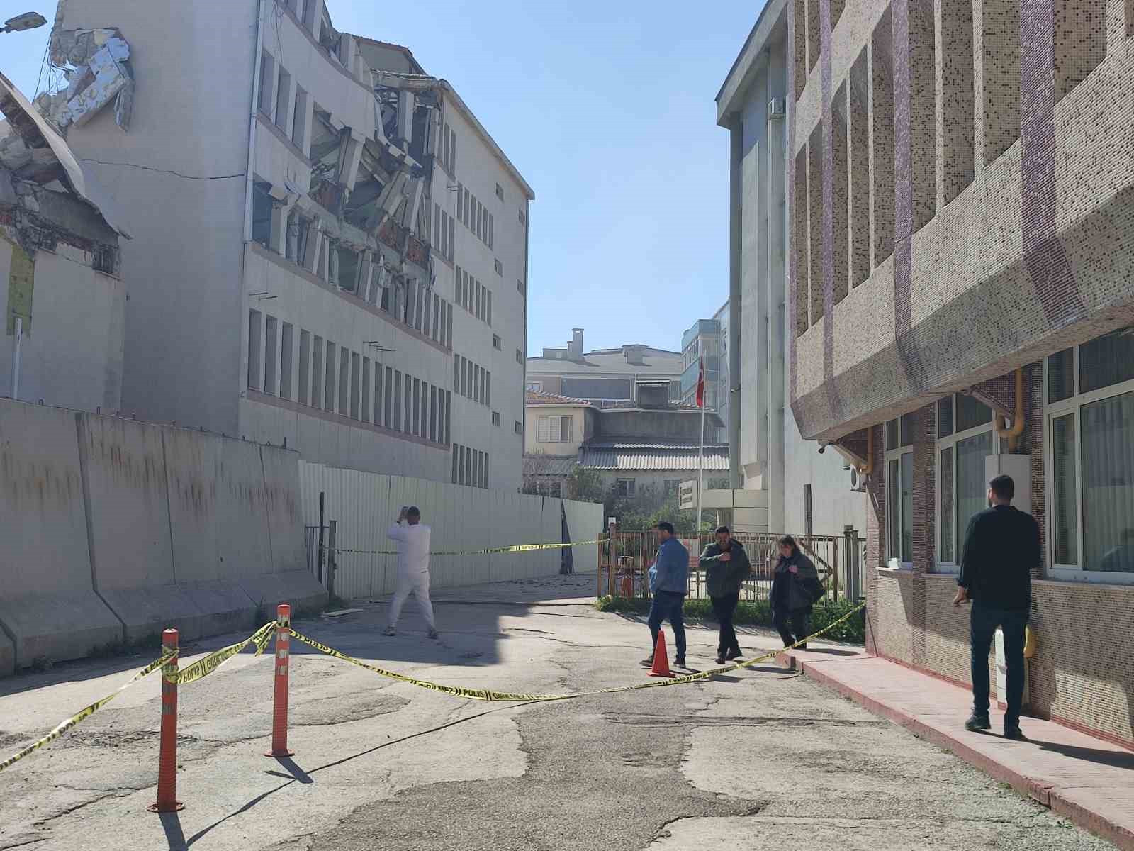 Keşan’da tehlikeli yıkıma 160 bin TL ceza kesildi
