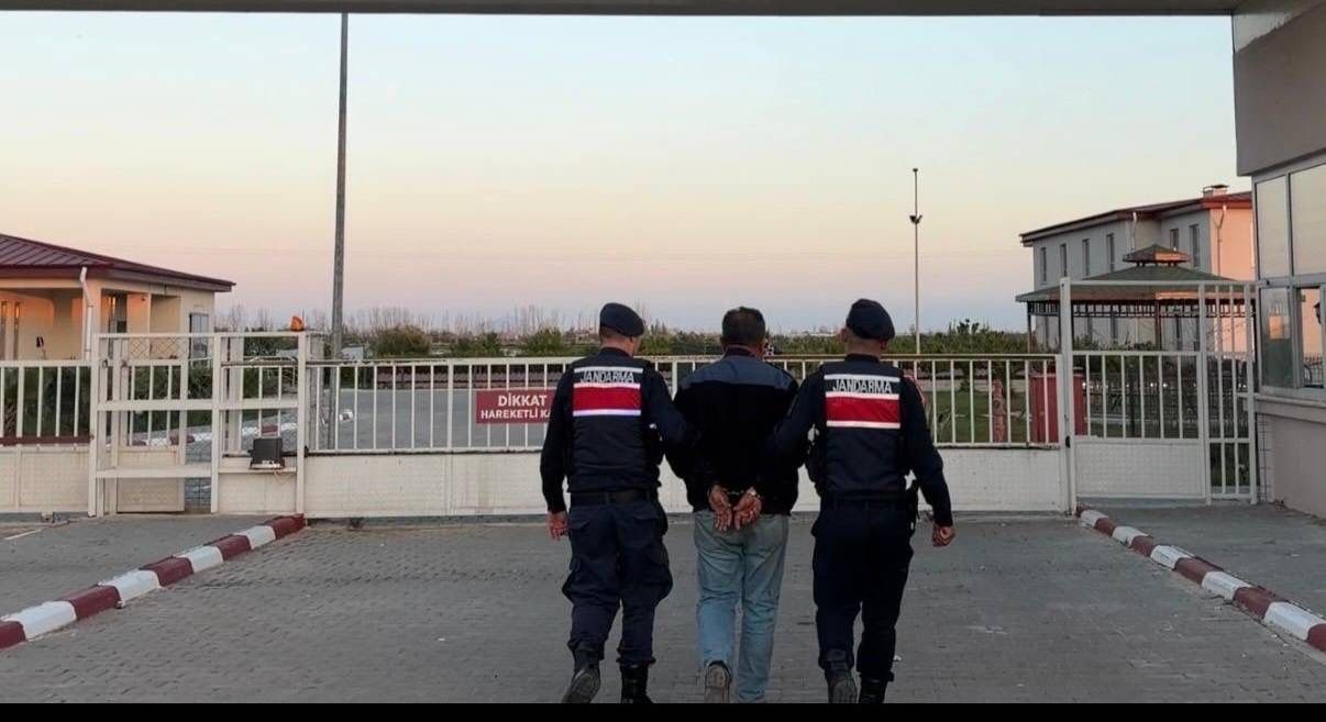 Kesinleşmiş hapis cezalarıyla aranan 7 hükümlü yakalandı
