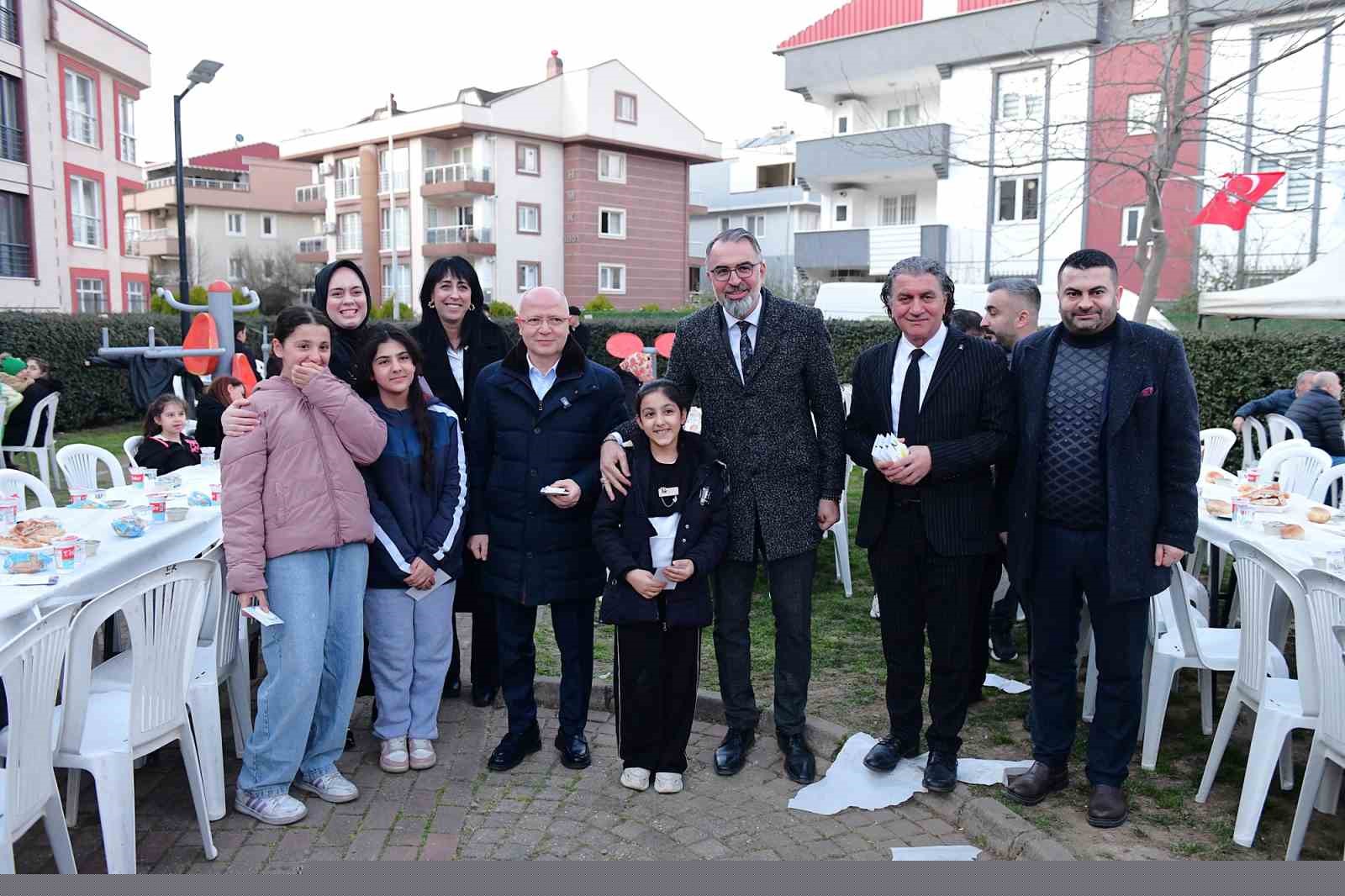 Kestel Belediyesi’nden sokak iftarı
