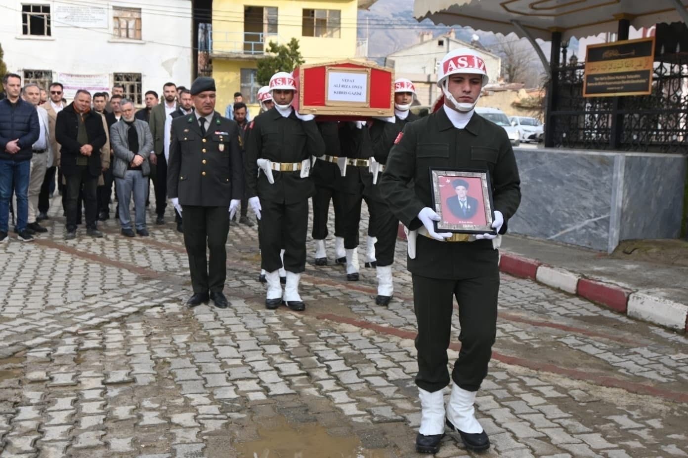 Kıbrıs Gazisi 73 yaşında hayatını kaybetti
