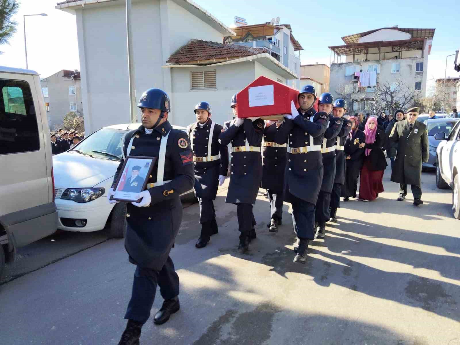 Kıbrıs Gazisi 73 yaşında son yolculuğuna uğurlandı
