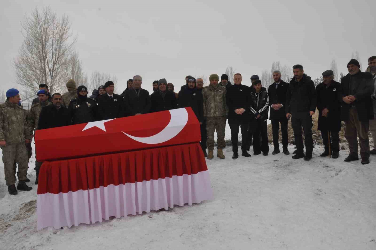 Kıbrıs Gazisi Durmaz törenle ebediyete uğurlandı
