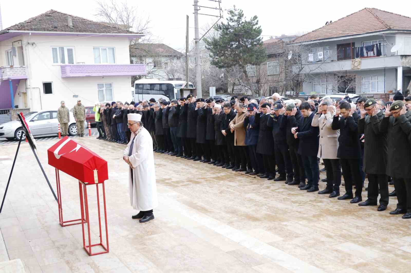 Kıbrıs Gazisi Mehmet Ali Çiçek 72 yaşında vefat etti
