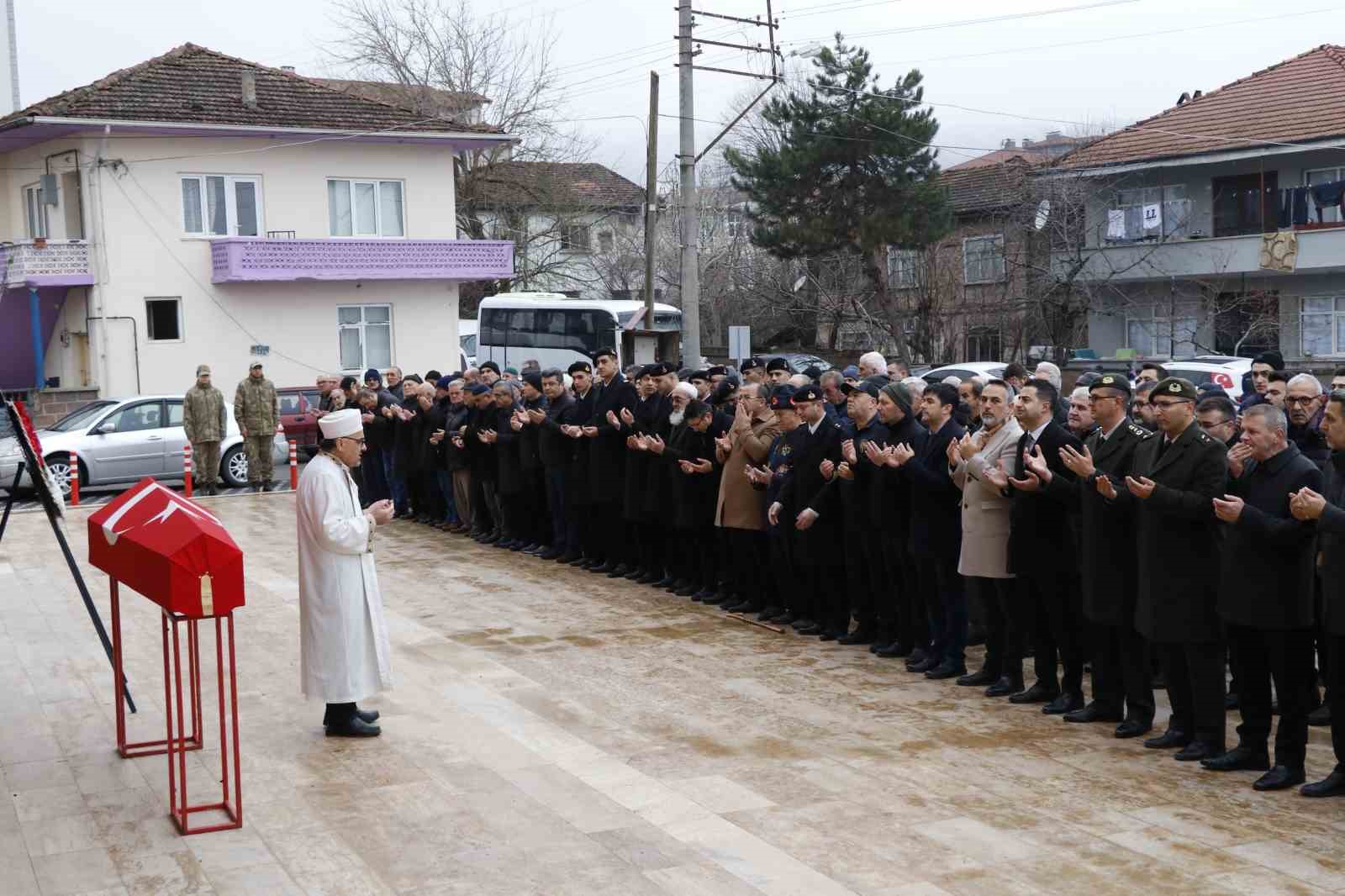 Kıbrıs Gazisi Mehmet Ali Çiçek 72 yaşında vefat etti
