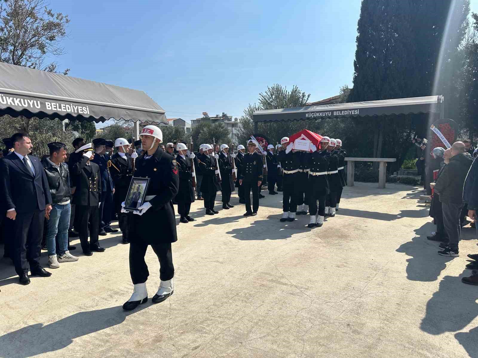 Kıbrıs gazisi son yolculuğuna uğurlandı
