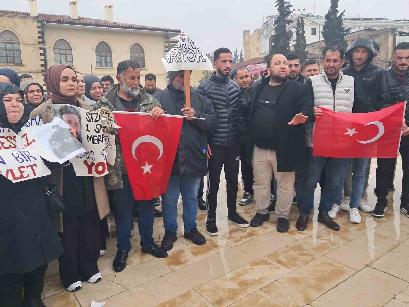 Kilisli kayıp iki gencin aileleri yetkililerden yardım istedi

