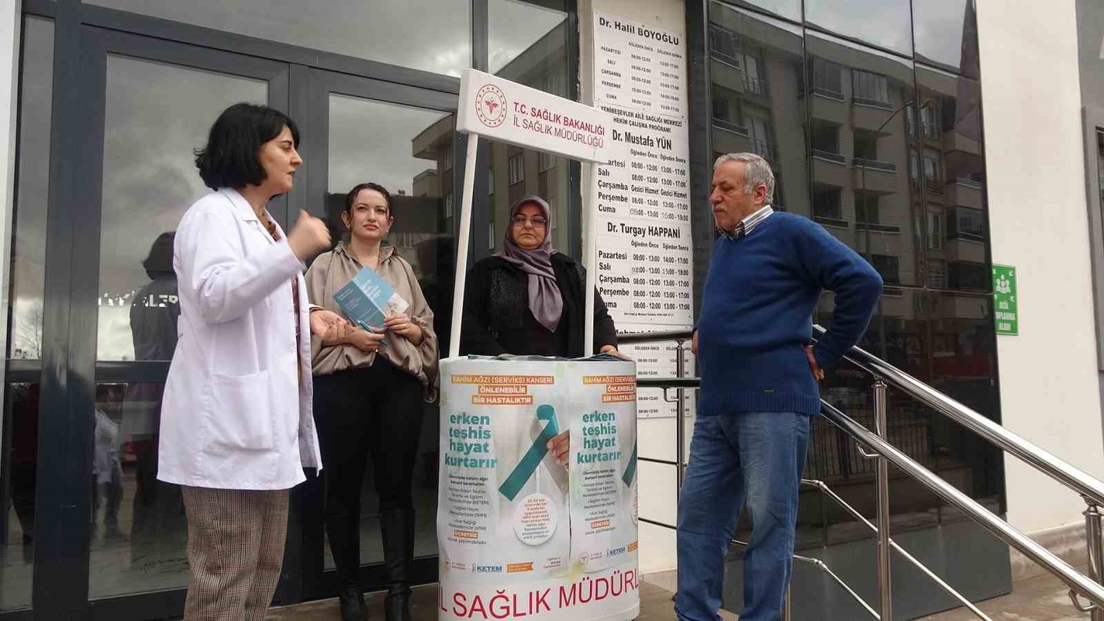 Kilis’te ’Dünya Sigarayı Bırakma Günü’nde vatandaşlar bilgilendirildi
