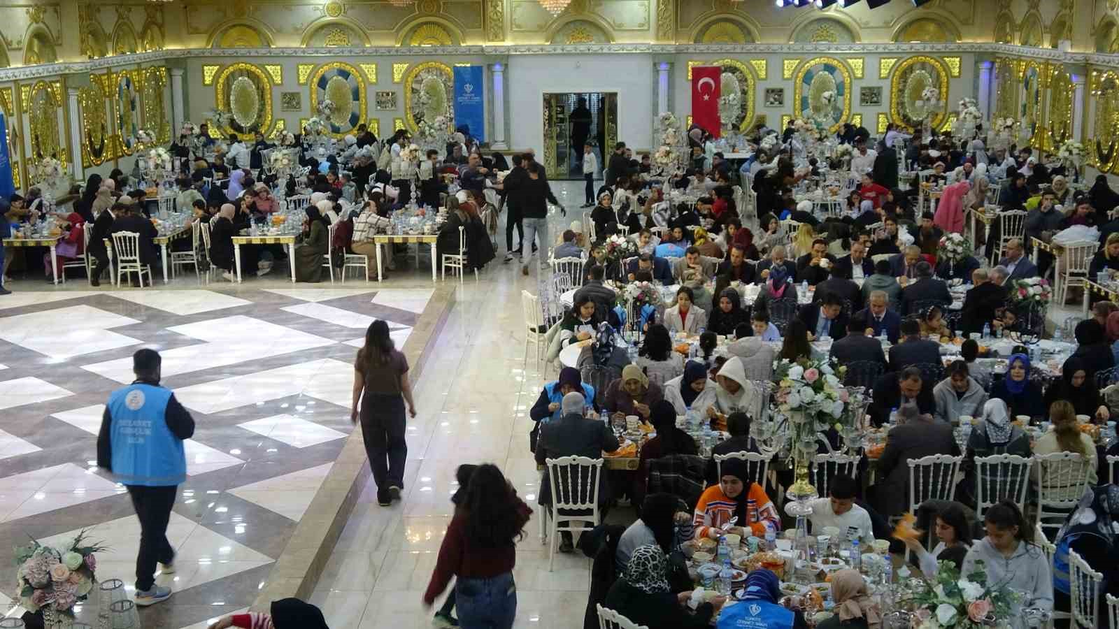 Kilis’te yetim ve öksüz çocuklar için iftar programı
