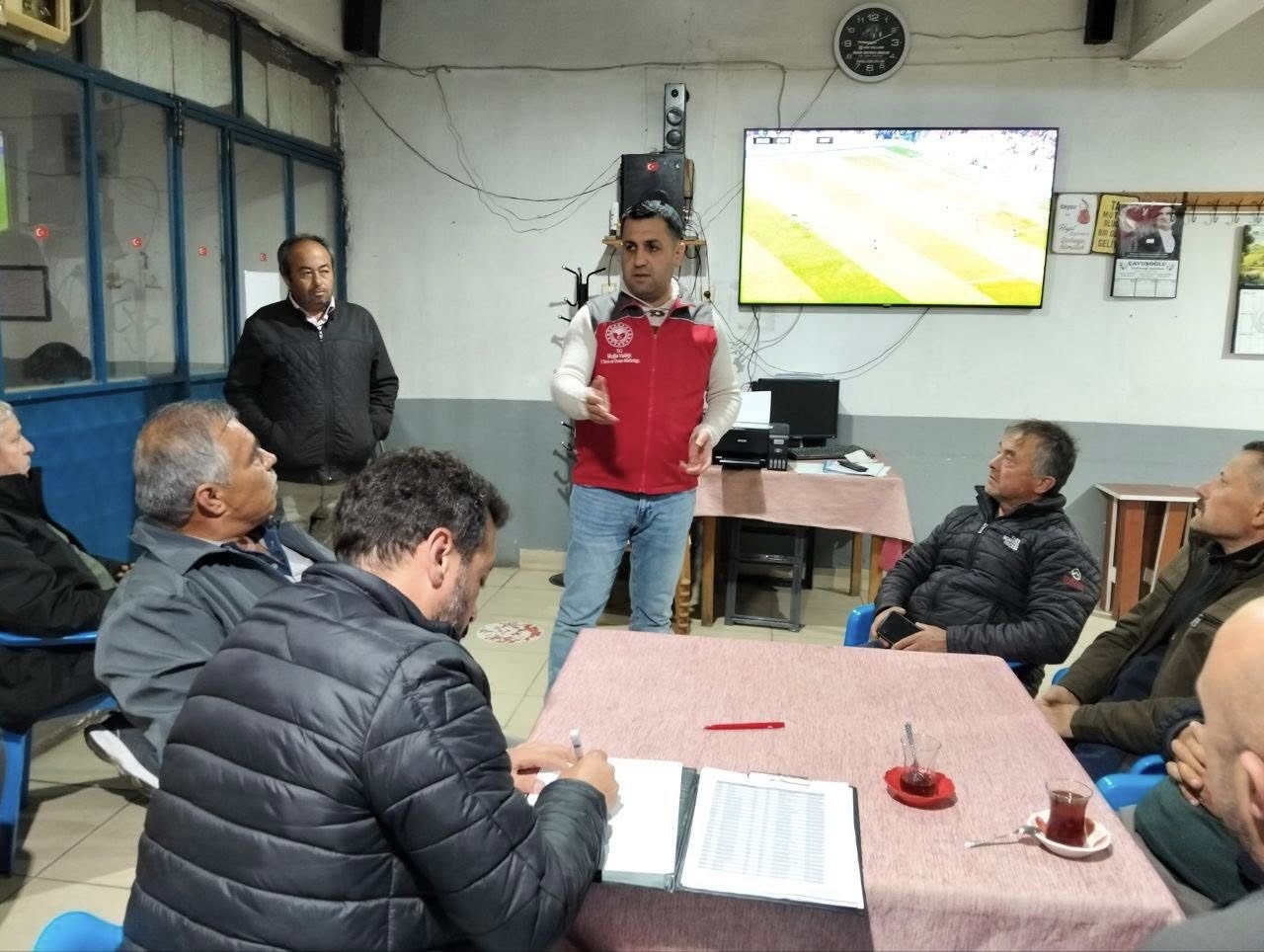 Kıran’da arıcılara gece mesaisi
Kıran’da arıcılara gece mesaisi