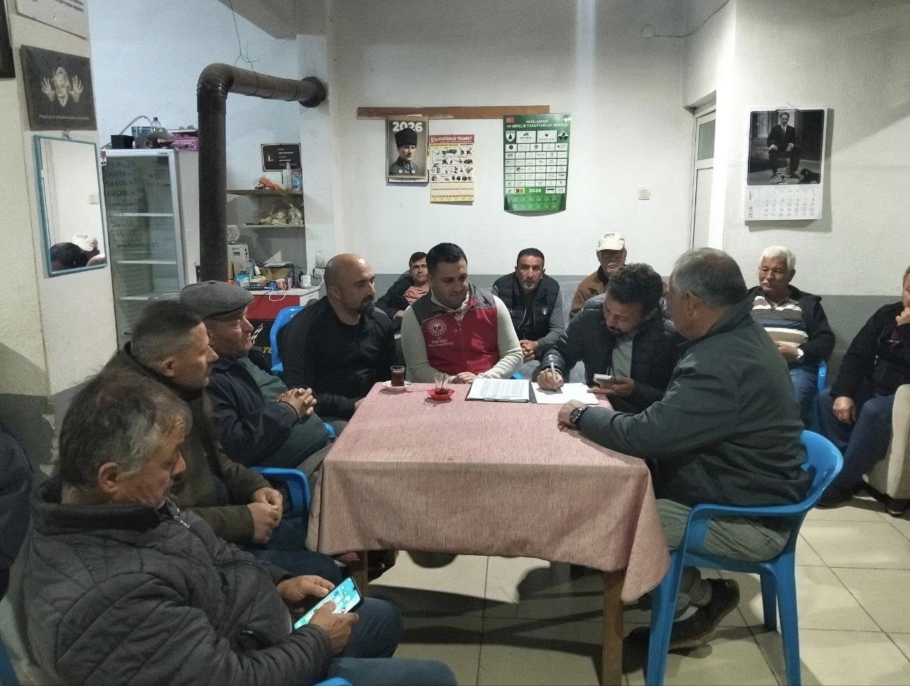 Kıran’da arıcılara gece mesaisi
Kıran’da arıcılara gece mesaisi