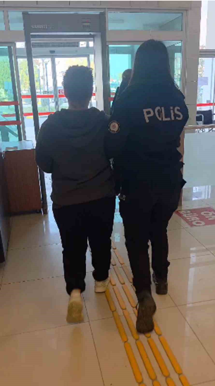 Kırıkhan’da hapis cezasıyla aranan kadın yakalandı
