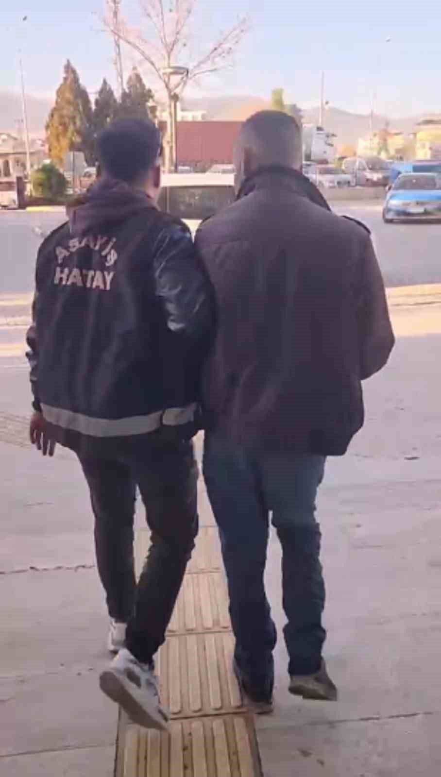 Kırıkhan’da inşaattan kablo çalan hırsızlık şüphelisi tutuklandı
