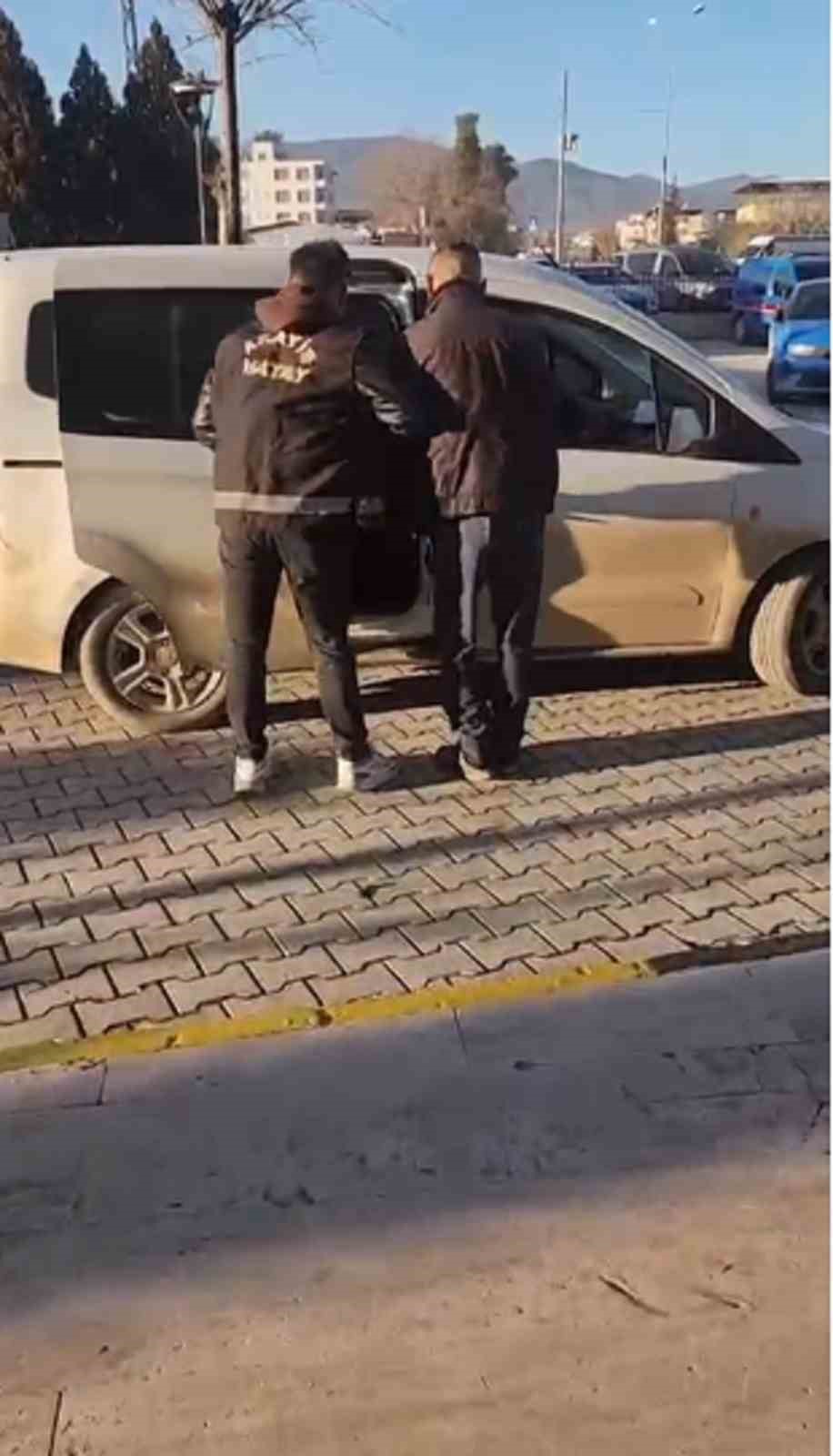 Kırıkhan’da inşaattan kablo çalan hırsızlık şüphelisi tutuklandı
