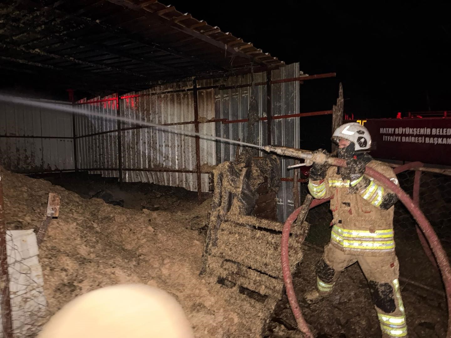 Kırıkhan’da samanlık yangını
