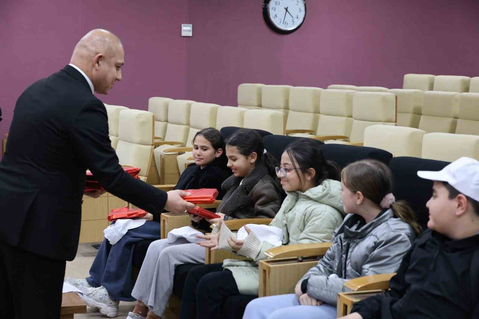 Kırıkkale’de Çocuk Meclisi kuruluyor
Kırıkkale’de Çocuk Meclisi kuruluyor