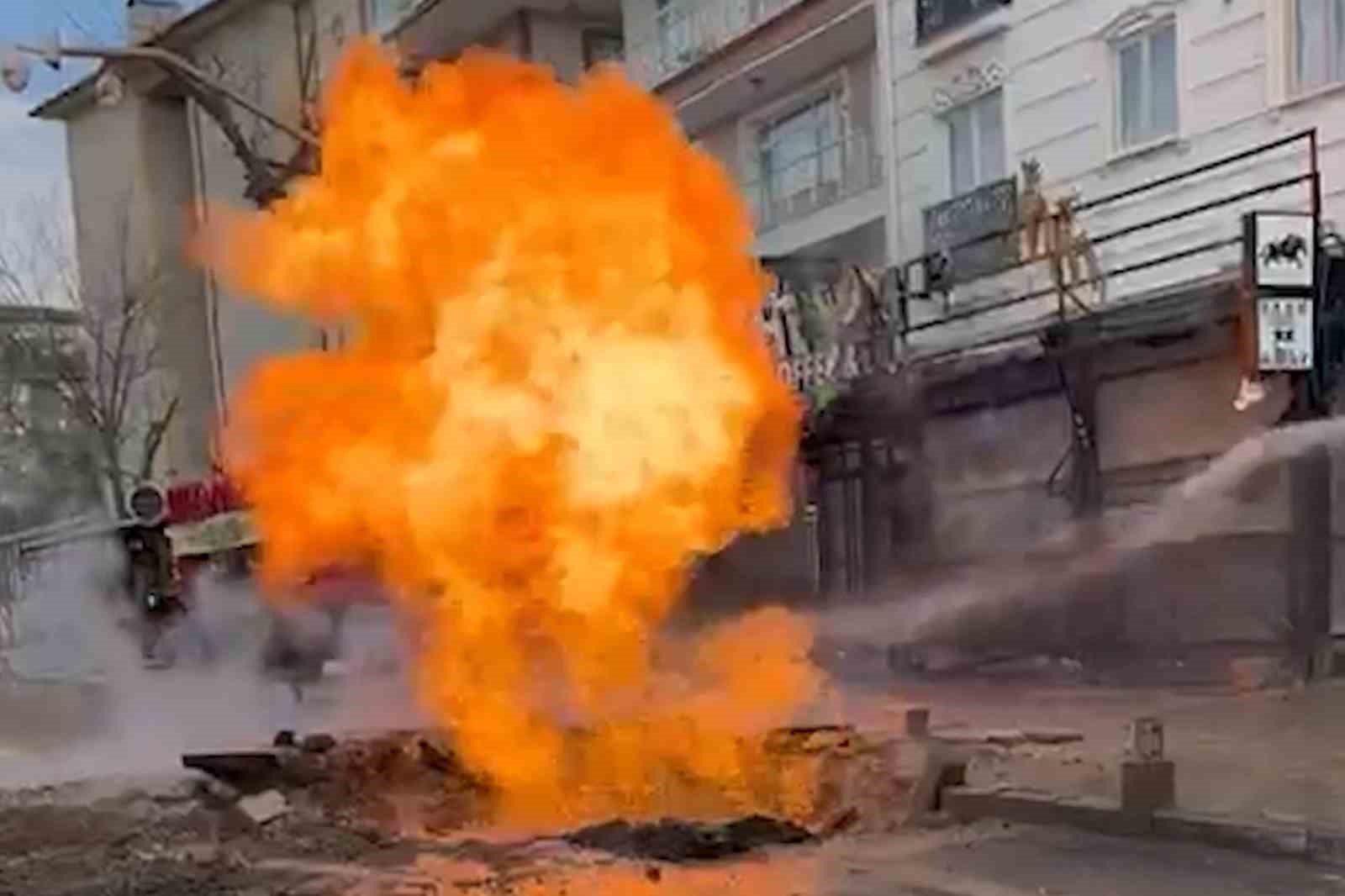 Kırıkkale’de doğal gaz boru hattı patladı, alevler metrelerce yükseldi
