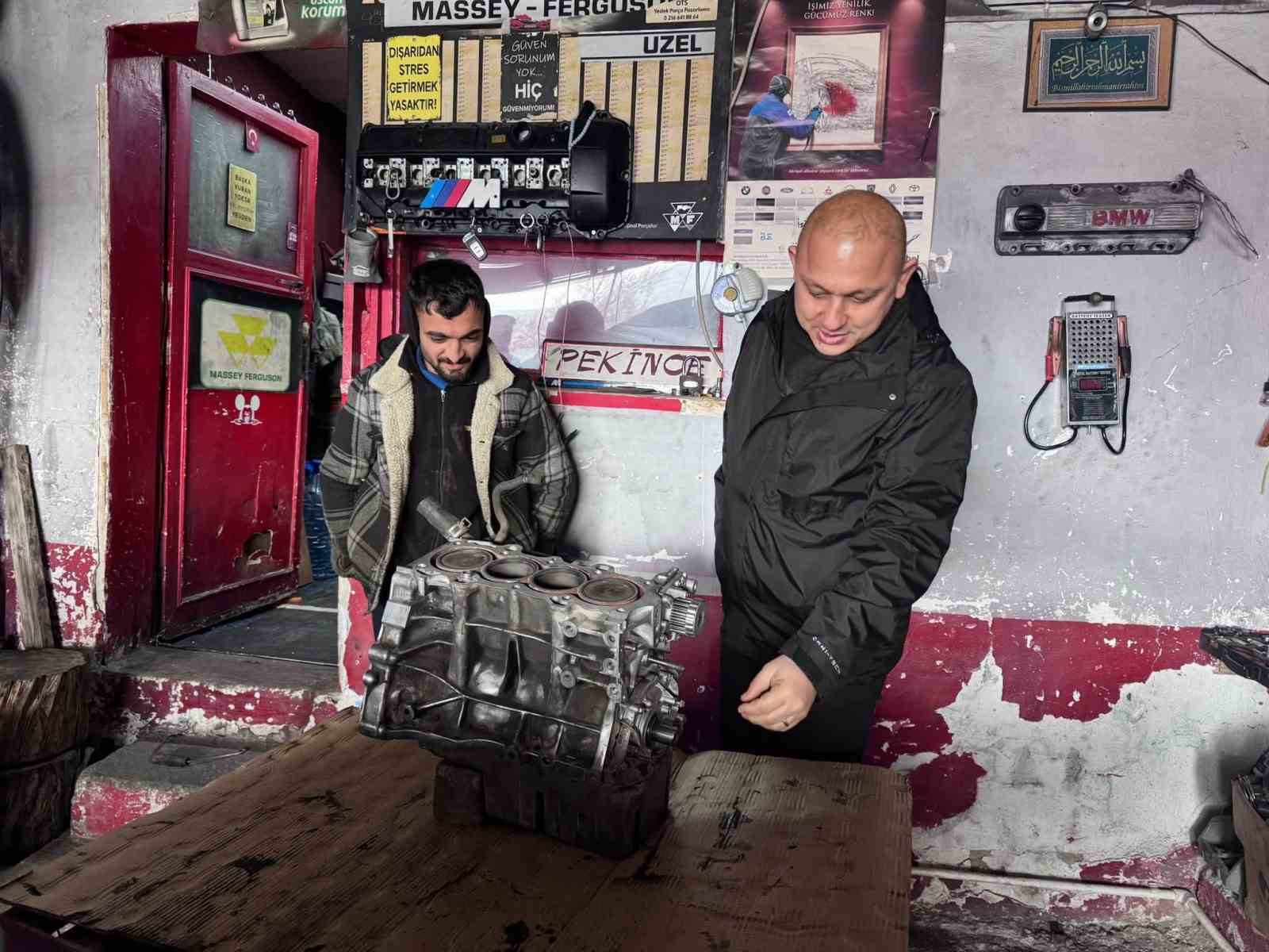 Kırıkksle Belediye Başkanı Önal esnaf ve vatandaşlarla istişarede bulundu
