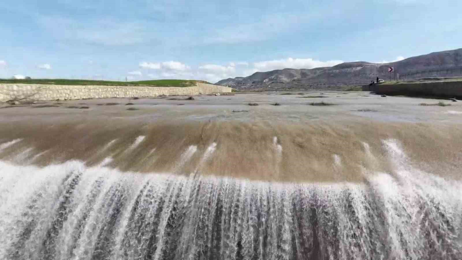 Kırkat Göleti’nde görsel şölen
