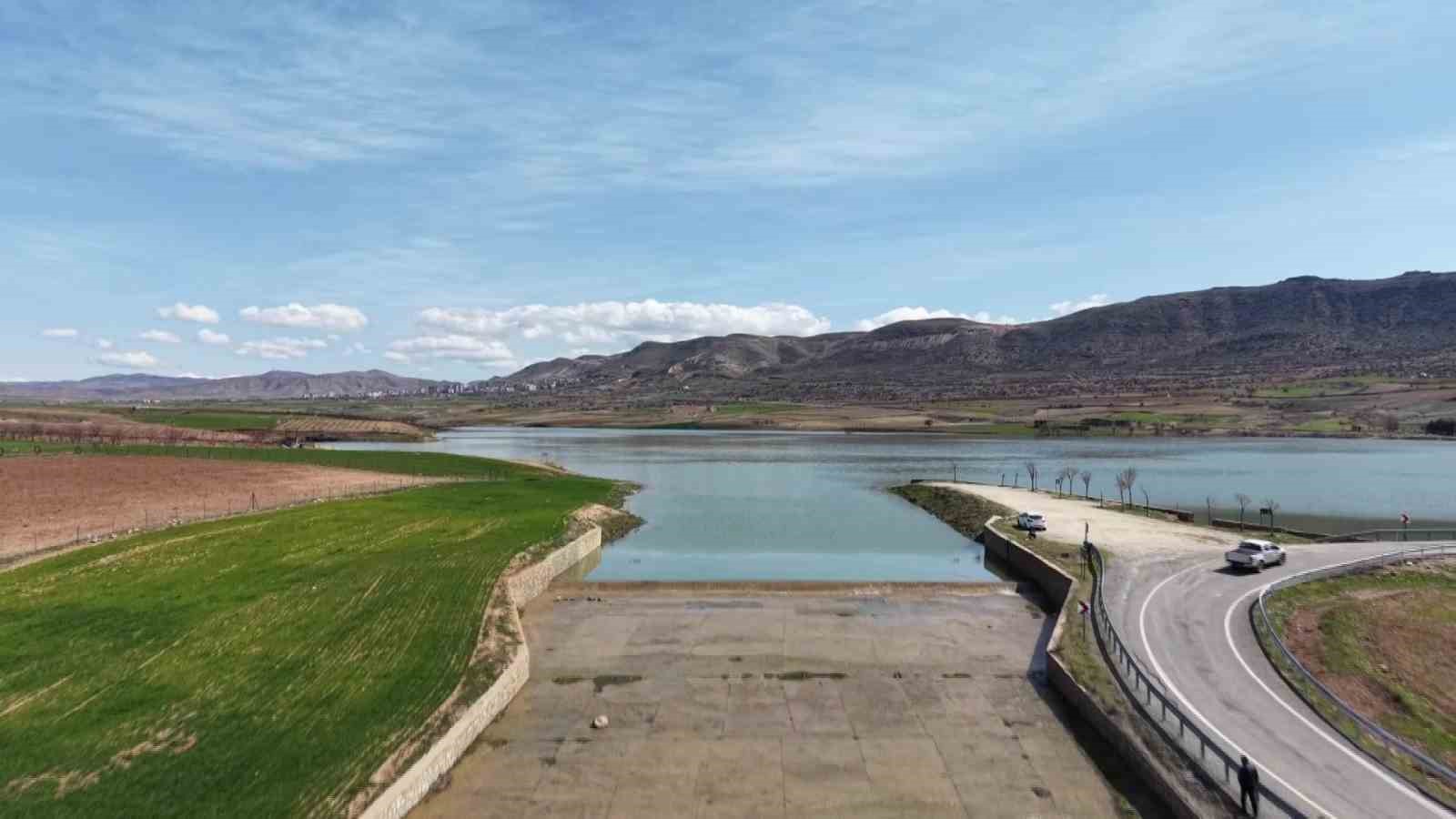 Kırkat Göleti’nde görsel şölen
