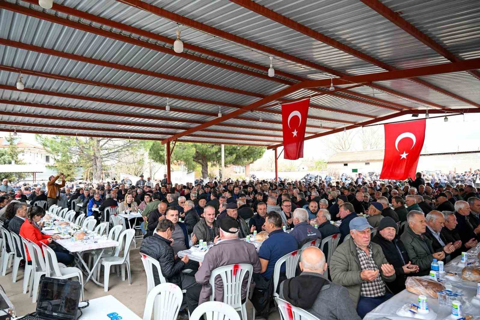 Kırklareli Dokuzhöyük köyünde yağmur ve şükür duası
Kırklareli Dokuzhöyük köyünde yağmur ve şükür duası