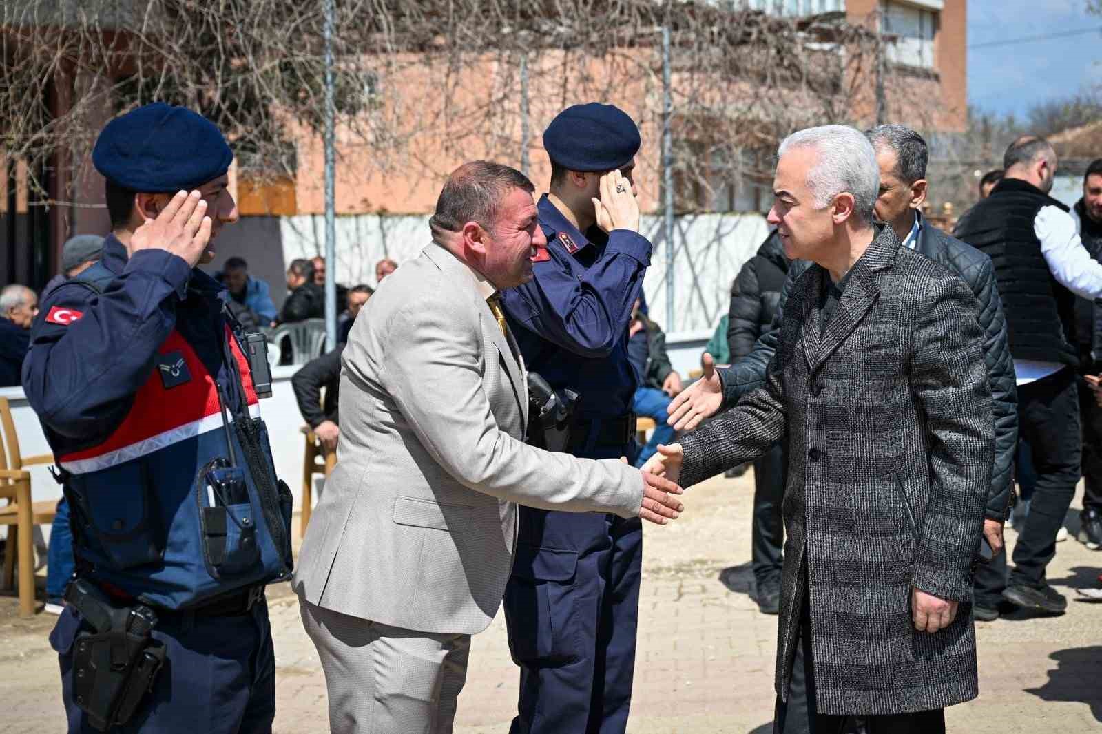 Kırklareli Dokuzhöyük köyünde yağmur ve şükür duası
Kırklareli Dokuzhöyük köyünde yağmur ve şükür duası