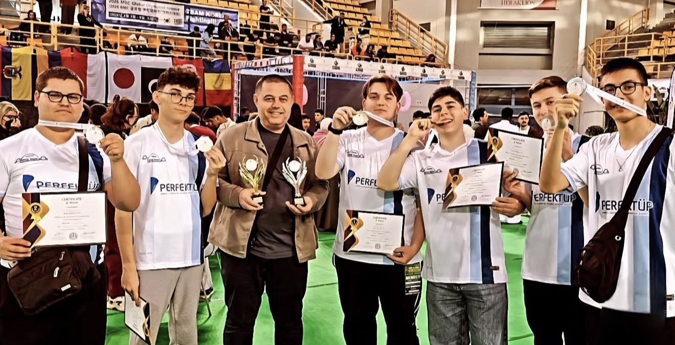 Kırklareli Mimar Sinan Mesleki ve Teknik Anadolu Lisesi öğrencileri dünya şampiyonu oldu
