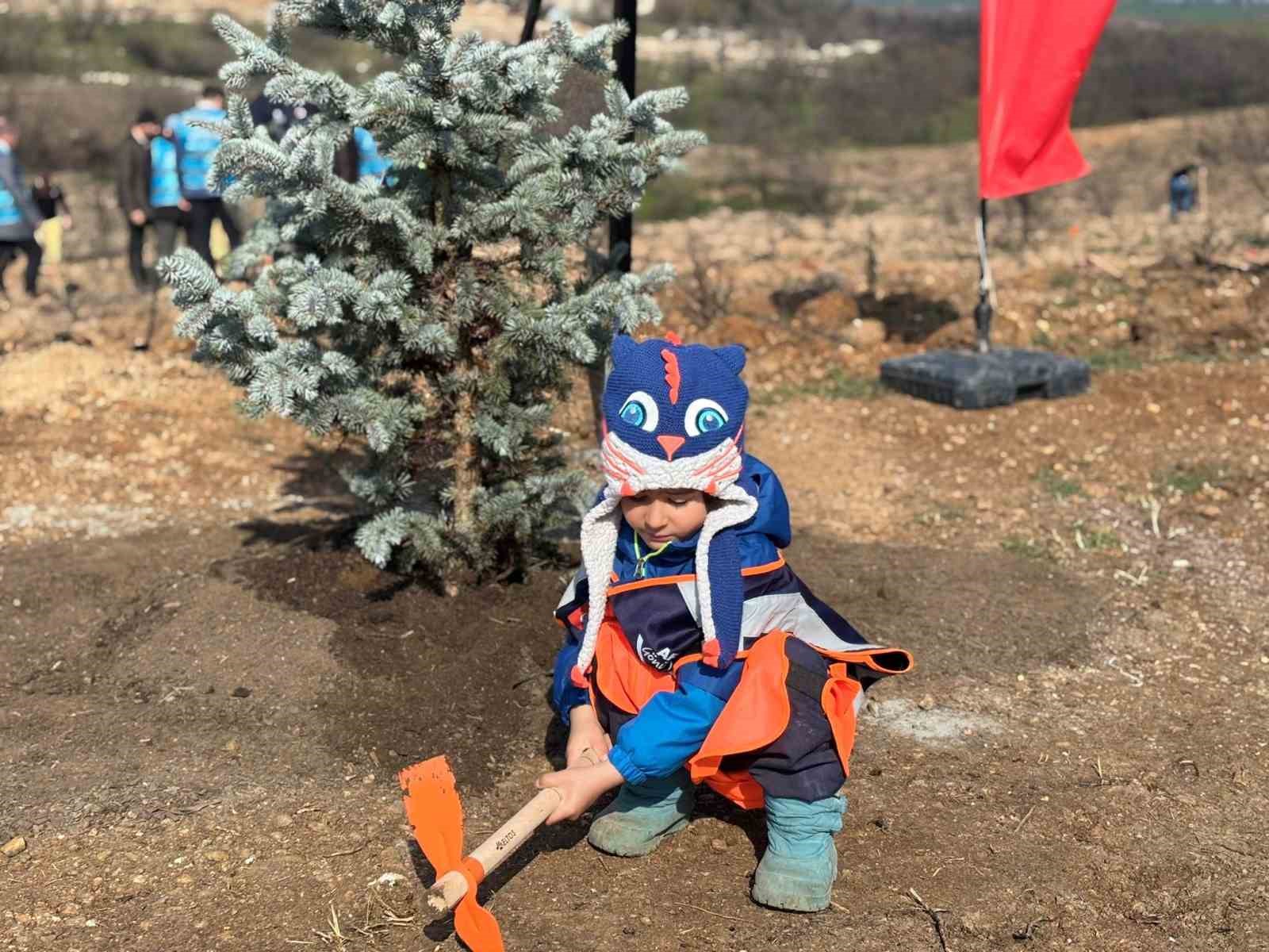 Kırklareli’nde 3 bin 750 fidan dikildi
