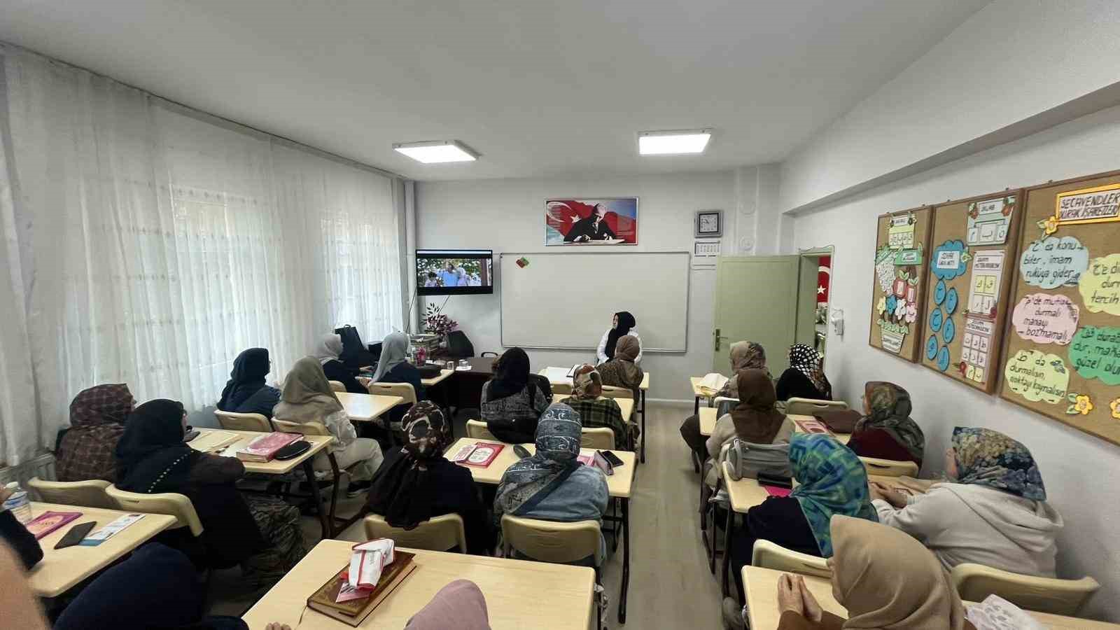 Kırklareli’nde ’Koruyucu Aile Bilincinin Artırılması’ eğitimi
