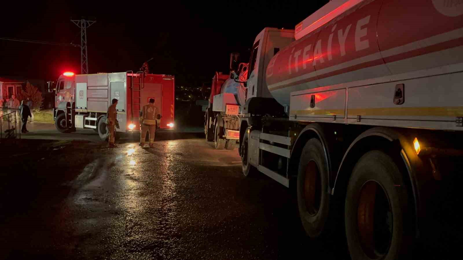 Kırklareli’nde süt ürünleri tesisinin deposunda yangın
