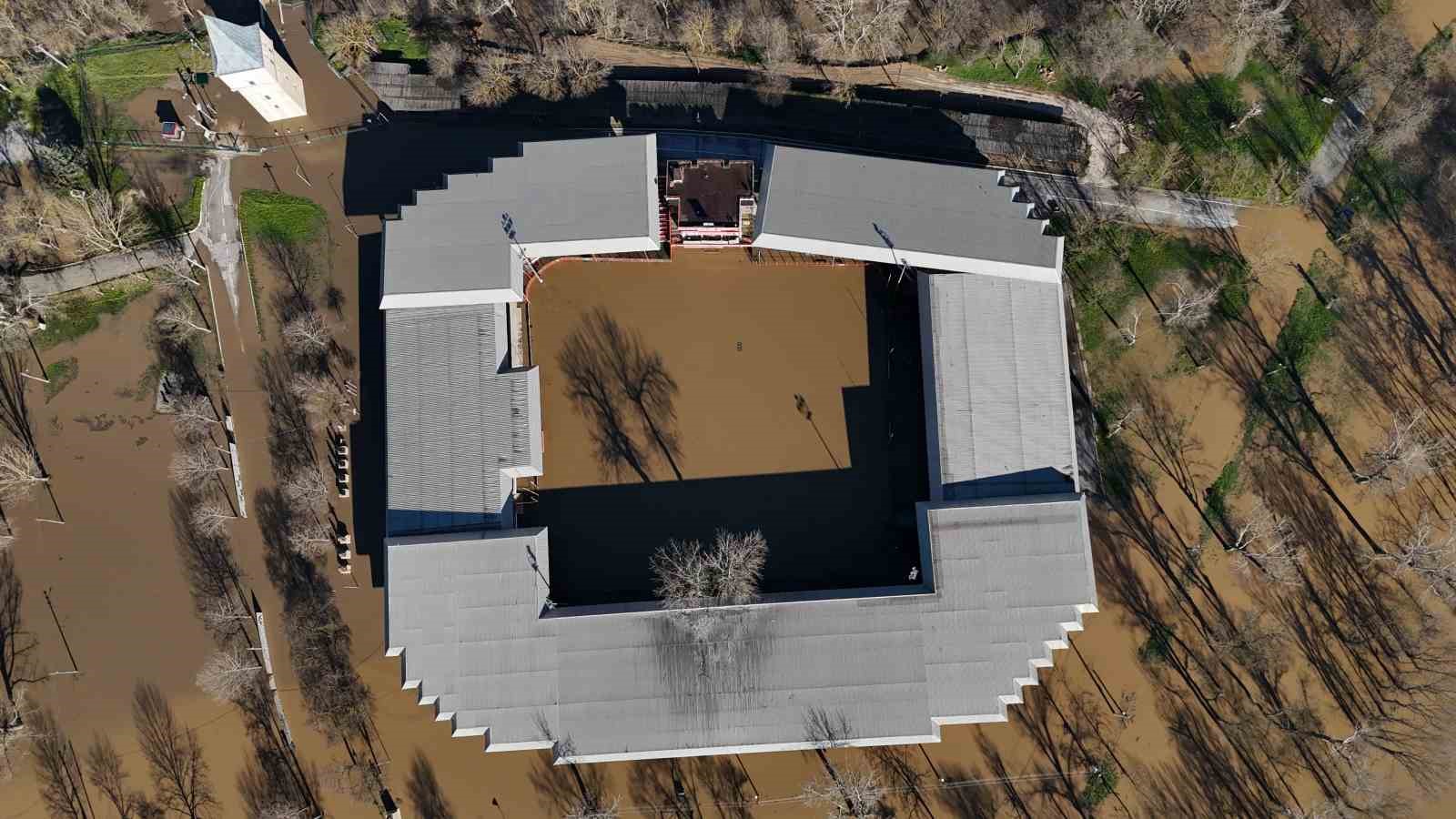 Kırkpınar Er Meydanı sular altında
