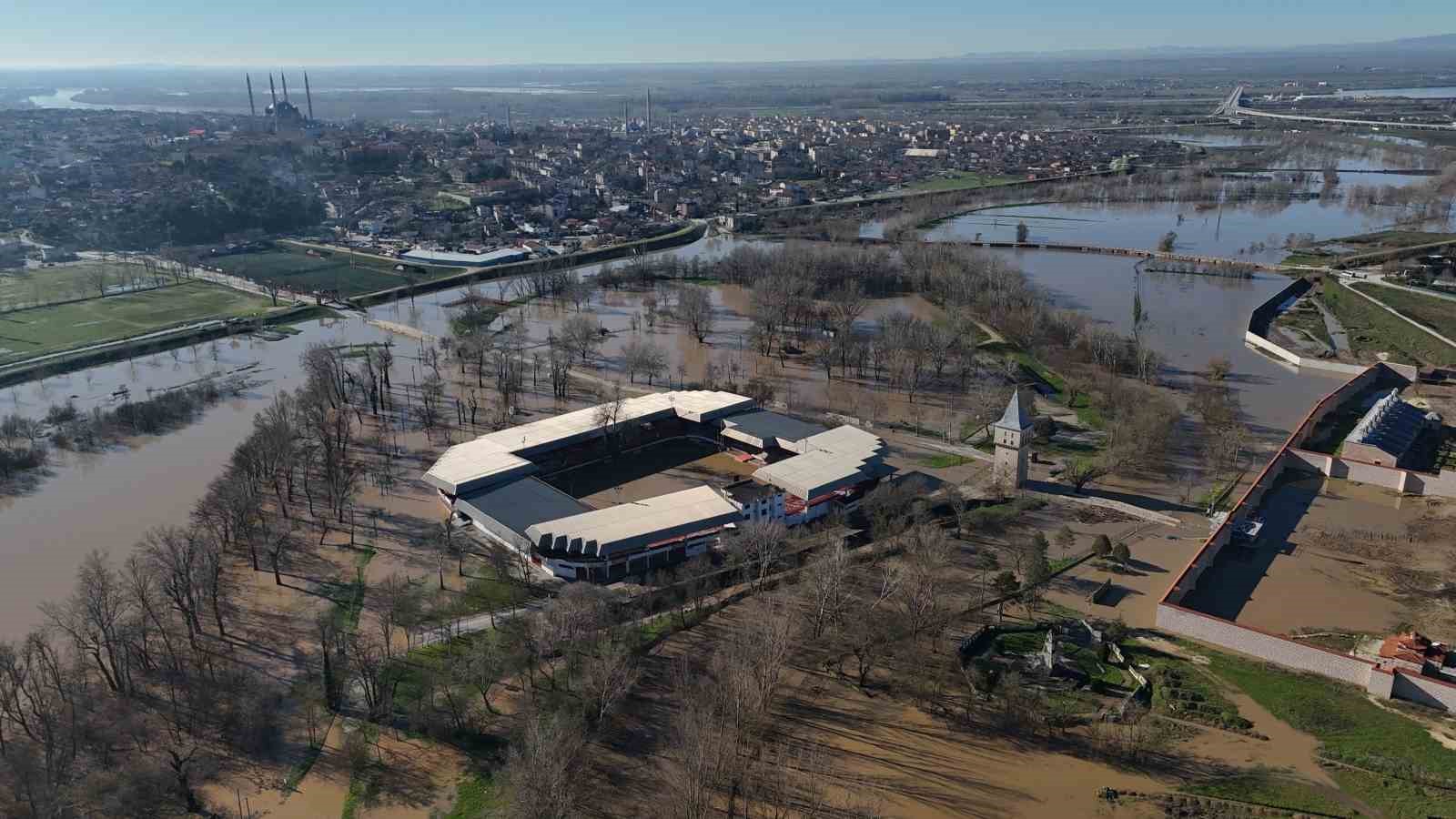 Kırkpınar Er Meydanı sular altında
