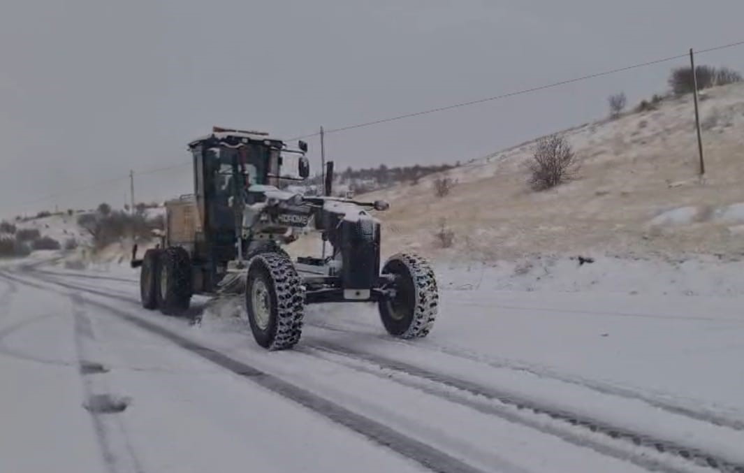Kırsal mahallelerde 572 kilometre yol ulaşıma açıldı
