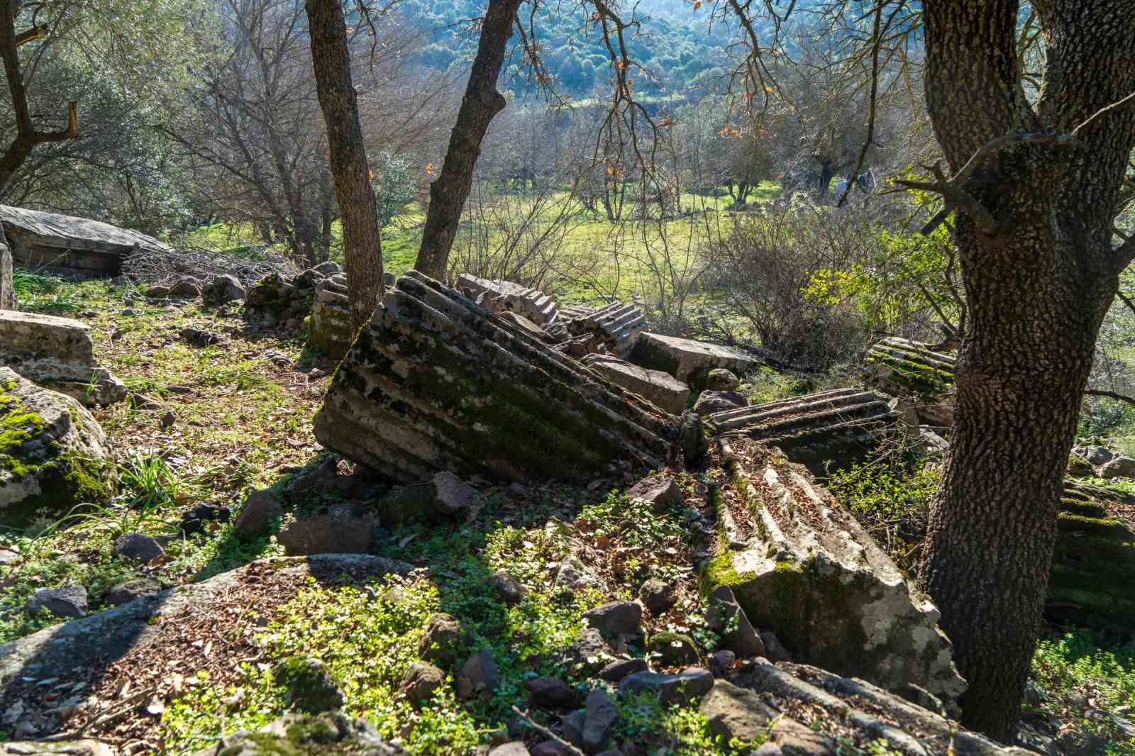 Kırsalda antik bir inanç merkezi: Apollon’un saklı tapınağı

