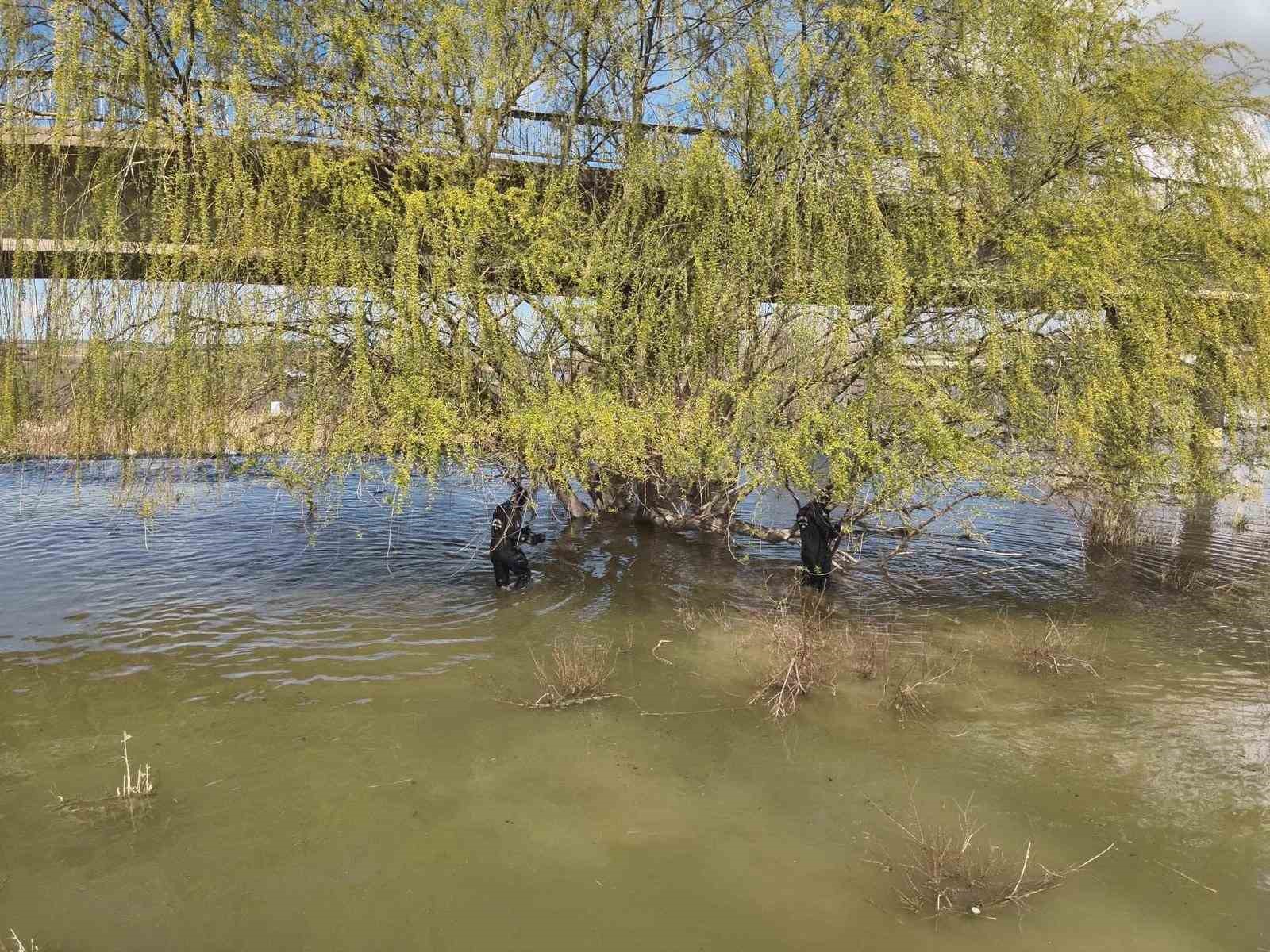 Kırşehir’de 2 gündür kayıp adamı arama çalışmaları sürüyor
