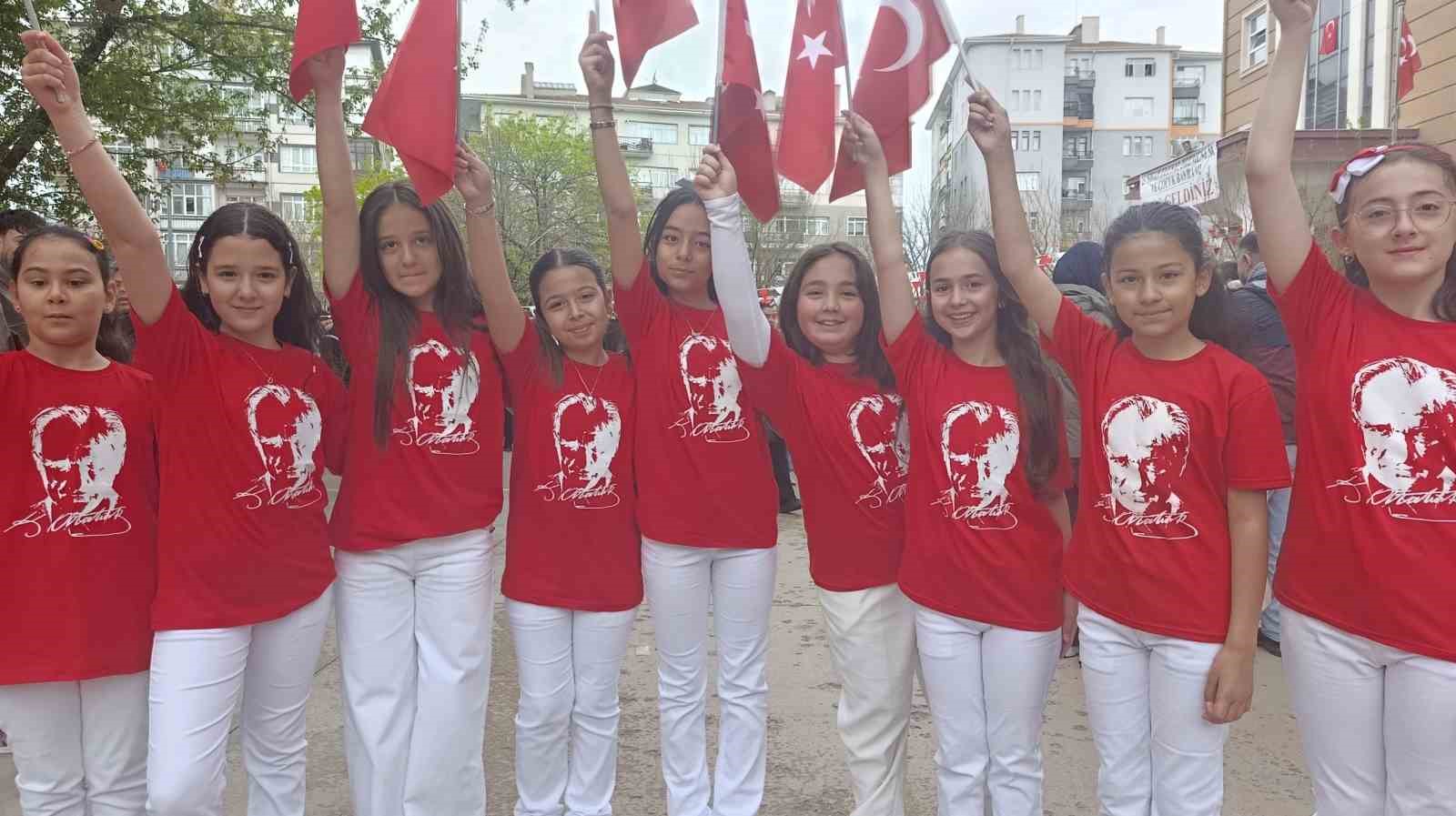 Kırşehir’de 23 Nisan coşkuyla kutlandı
