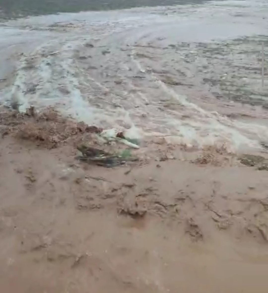 Kırşehir’de sağanak, su baskınlarına neden oldu
